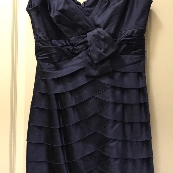 Jones New York Navy midi dress with Rouching - Picture 2 of 5